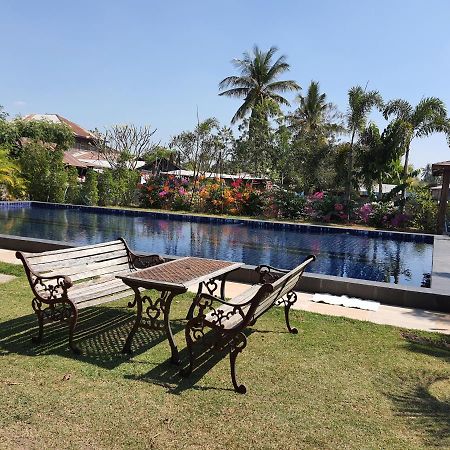 Nadee resort Udon Thani Exterior foto