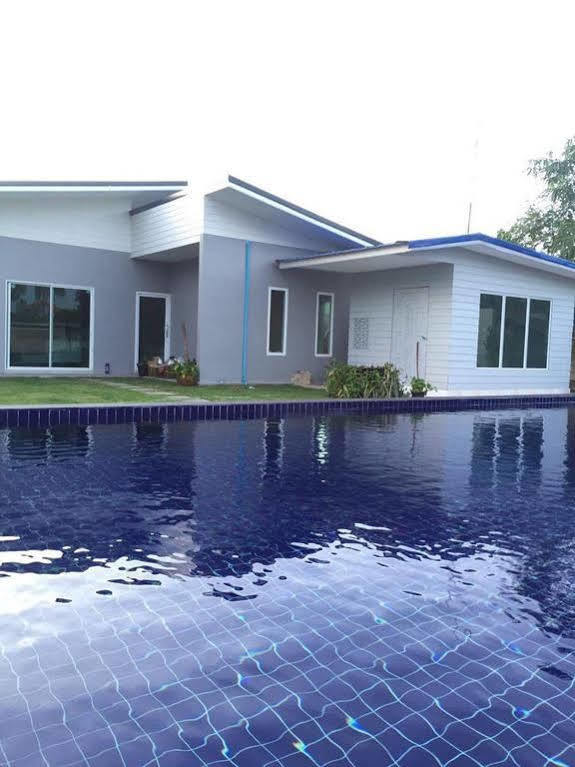 Nadee resort Udon Thani Exterior foto
