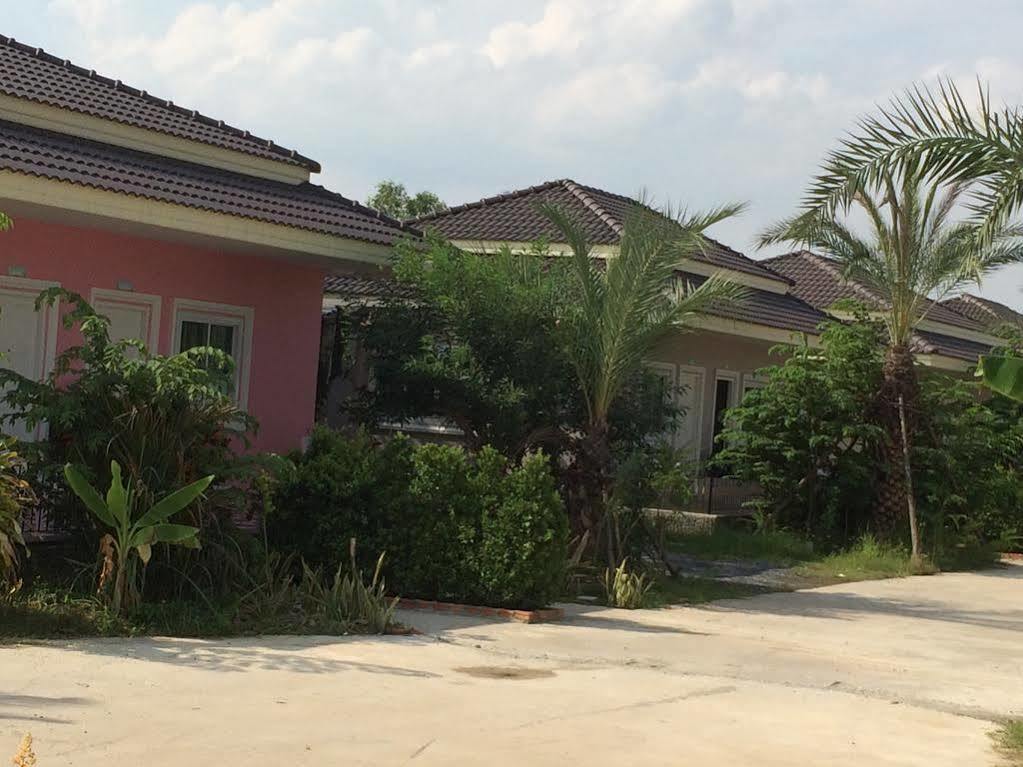 Nadee resort Udon Thani Exterior foto