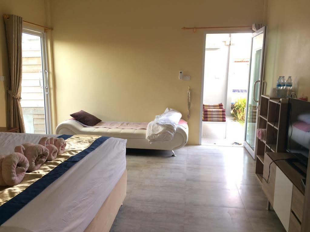 Nadee resort Udon Thani Exterior foto